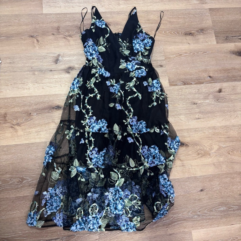 NEW Dress the Population Paulette Floral Embroidered Mesh Midi Dress Med - Picture 2 of 4
